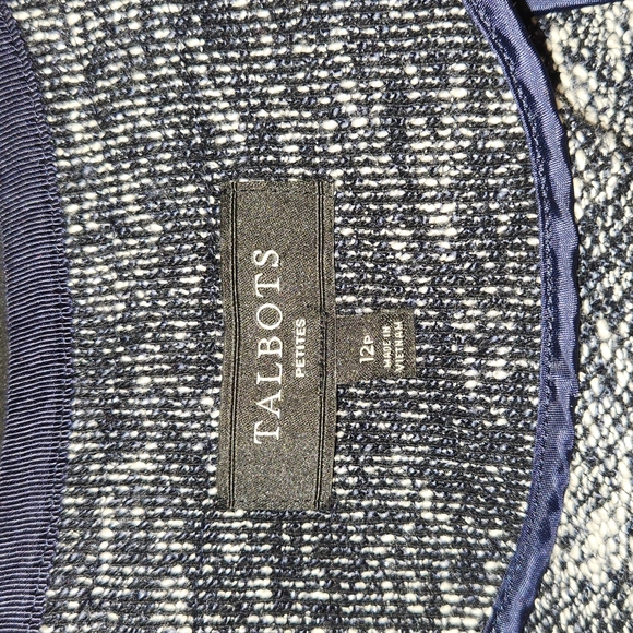 TALBOTS WOMENS KNIT FABRIC BLAZER, SUIT JACKET SIZE 12P. Navy Blue and white - Picture 7 of 12